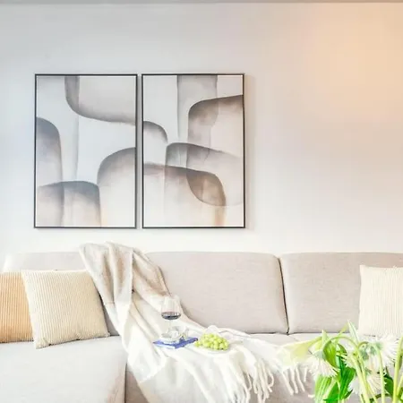 Cozy Retreat In With Balcony Apartman Antwerpen